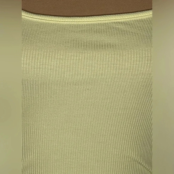 She Is Us Yellow Ribbed‎ Dress size Medium - Picture 4 of 6